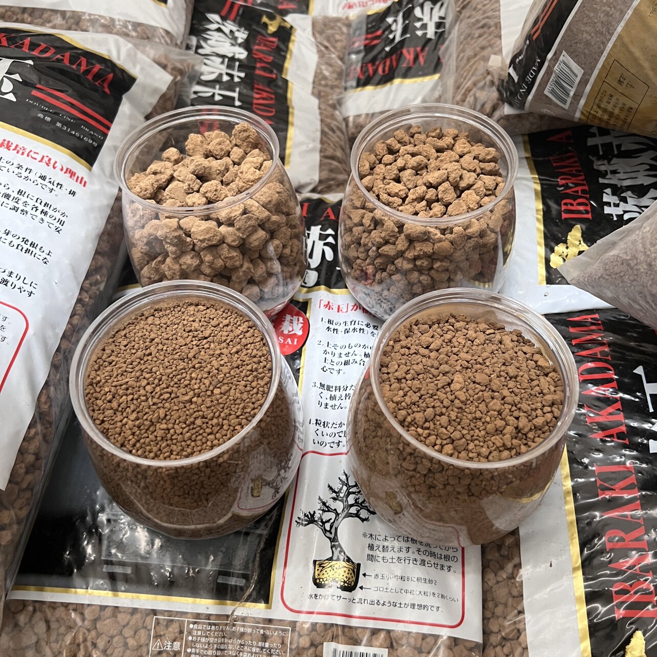 茨城二本线赤玉大包装颗粒鹿沼桐生砂盆景爬宠种植铺面硬质多肉土