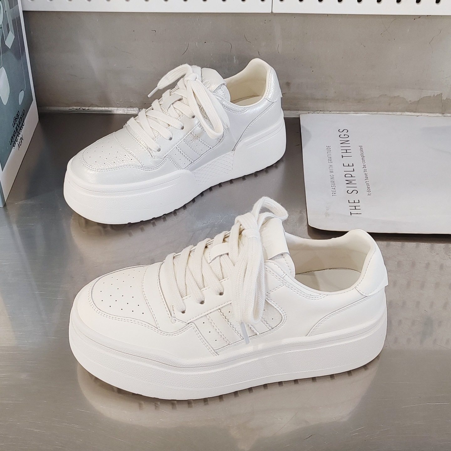 真皮厚底小白鞋女2026春季新款学院风圆头德训鞋系带休闲运动板鞋,女鞋,时尚休闲鞋,淘宝优惠券,粉丝福利购,淘宝优惠卷