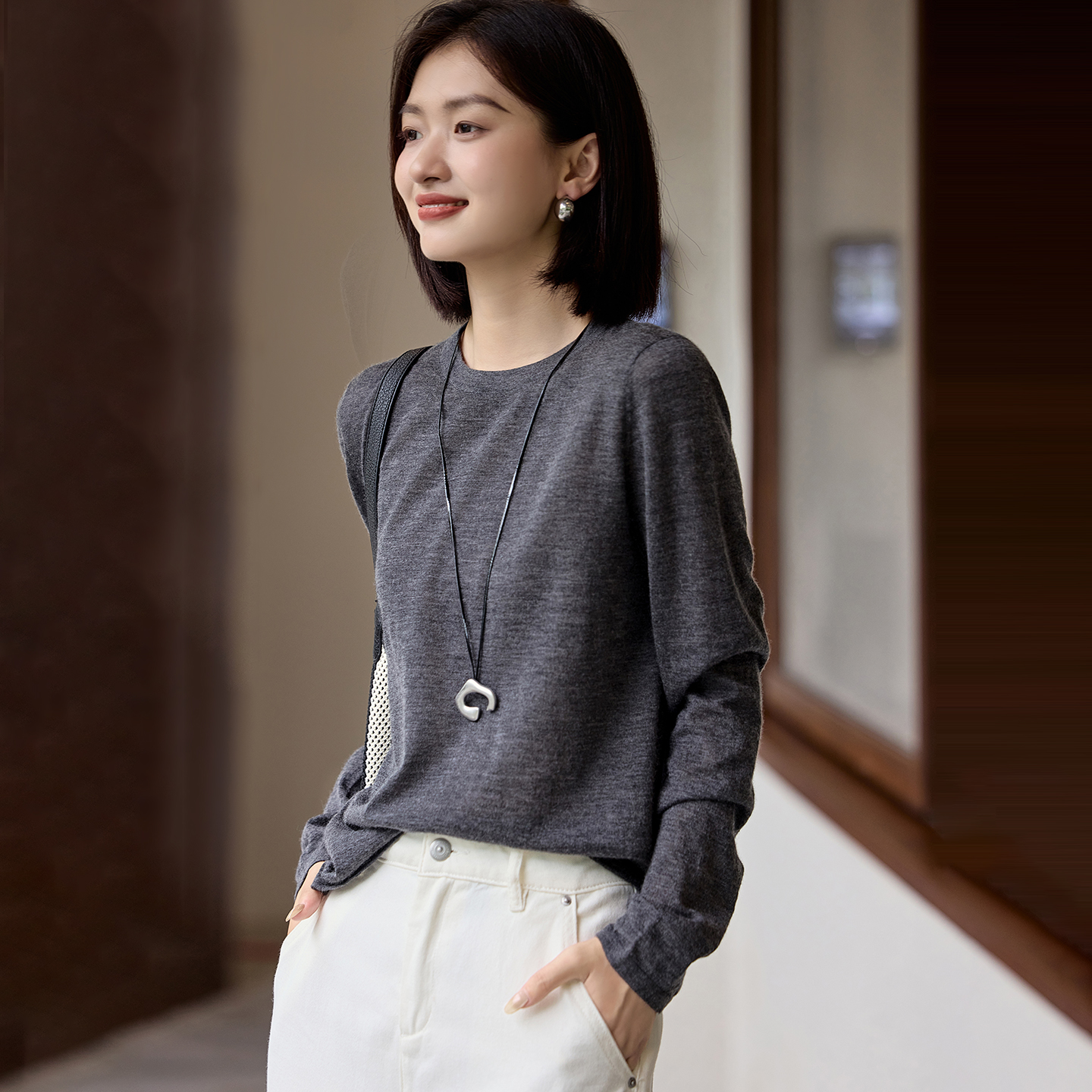 精纺超薄100%纯山羊绒衫女打底衫