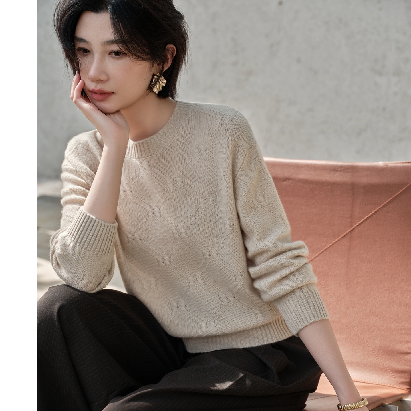 100%纯山羊绒衫女秋冬圆领毛衣