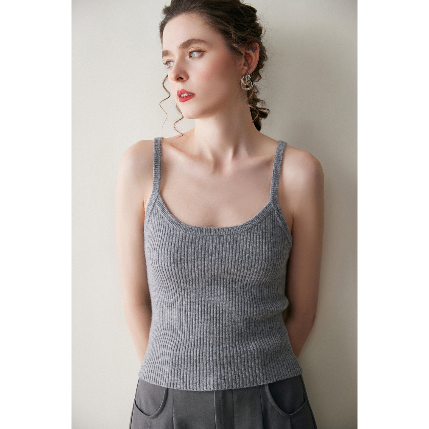 山羊绒吊带短款小背心内搭打底衫