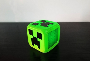 我的世界周边苦力怕创意3D立体小闹钟LED小夜灯电子钟床头气氛灯