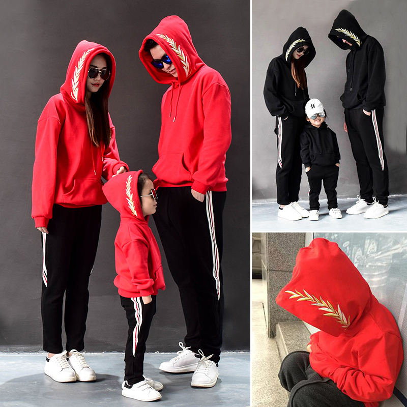 亲子装秋装2019新款潮母女装洋气母子装红色一家三口四口网红卫衣热销176件假一赔三