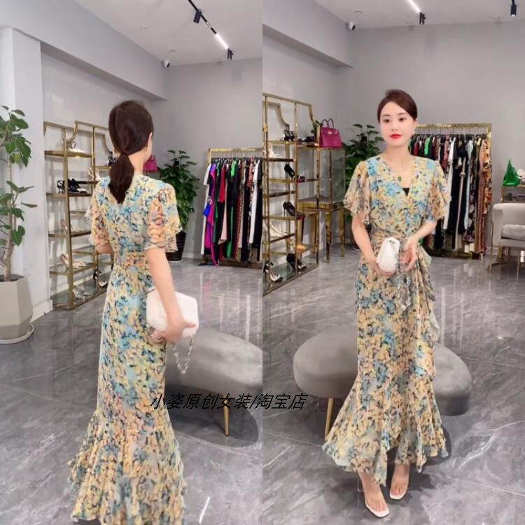 【小资严选】潮流一片式绑带V领小碎花连衣裙2026夏季新品女装66