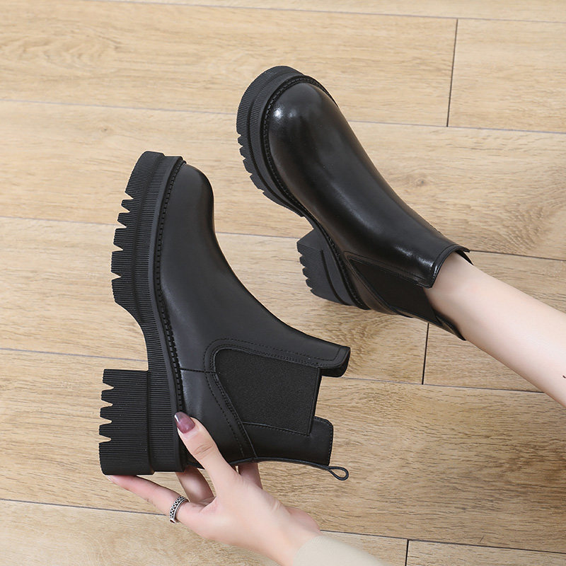 마틴 부츠 여성용 영국 스타일 첼시 부츠 가을 겨울 2024 새로운 두꺼운 밑창 굴뚝 부츠 여성용 다용도 두꺼운 뒤꿈치 짧은 부츠