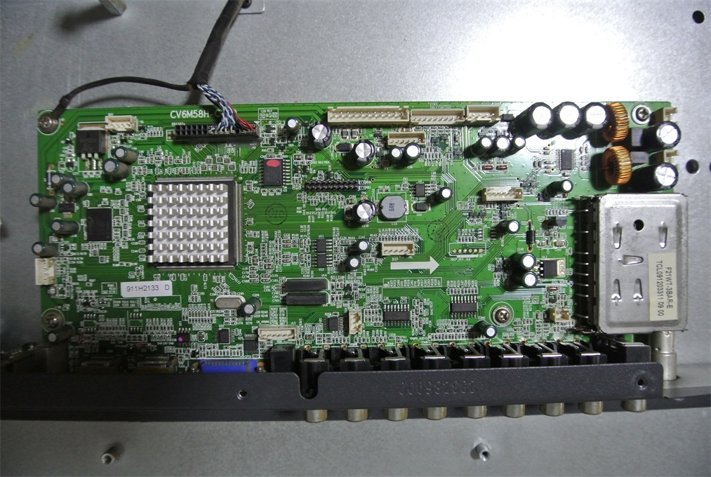 同方LC-32B86拆机主板 CV6M58H-C-10 配屏V315B3-L01