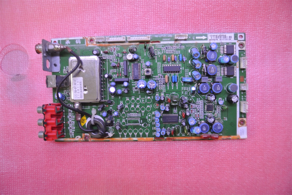 厦华LC-32U25 高频板 782.L27U25-400E 配V320B1-L06