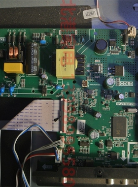 海信 HZ32E30D 主板 TP.VST69T.PB750 屏 HD315S1H61-T0K2