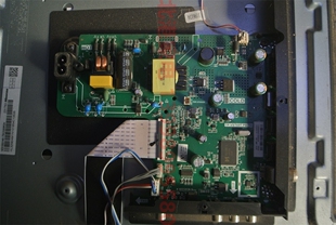 海信 HZ32E30D 主板 TP.VST69T.PB750 屏 HD315S1H61-T0K2