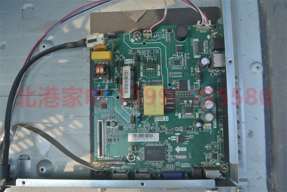 海信 LED32N2000 主板 TP.VST69T.PB711 屏HD315J2H71-T0BK