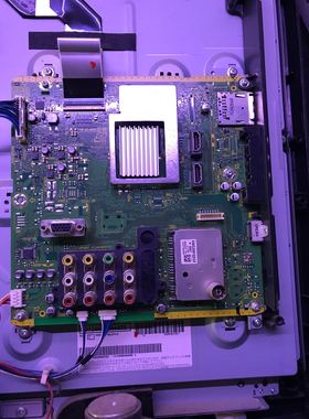 松下TH-L32C20C拆机主板 TNP4G466 3 A 屏AX080A072G