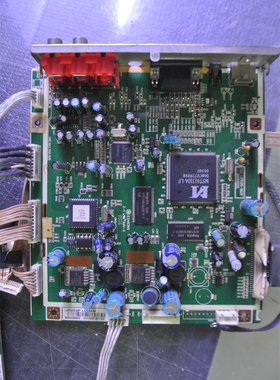 厦华LC-32U27主板782.L27U25-560F 560C 配屏V320B1-L01