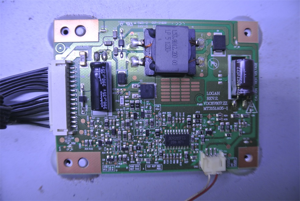 海尔 LE32A370 拆机恒流板 VDC87807.ZZ MT3151A05-1