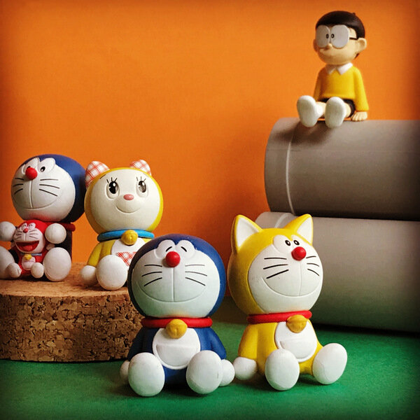 哆啦A梦坐姿摆件扭蛋奇谭俱乐部