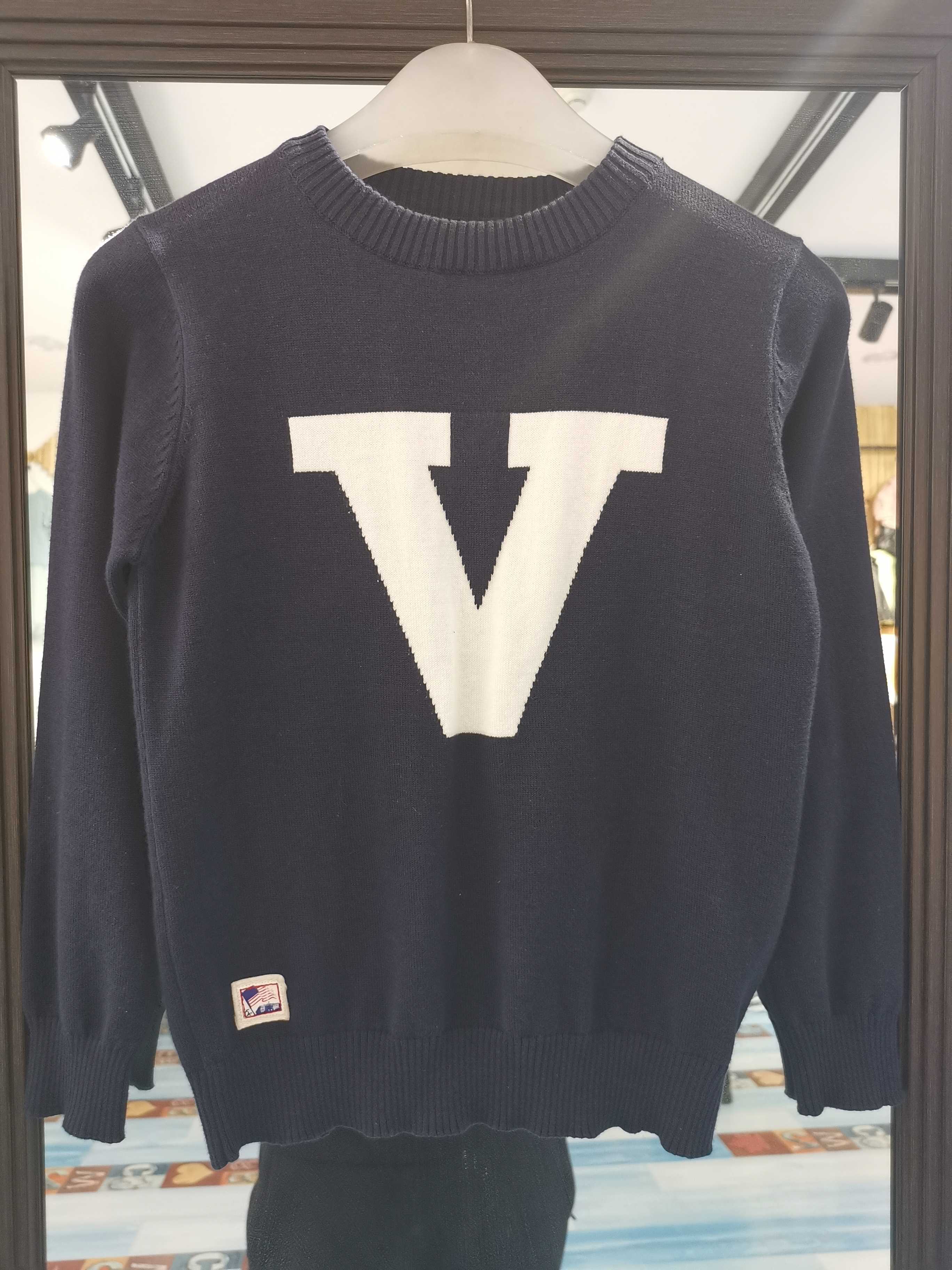 童装纯棉休闲风针织圆领打底衫