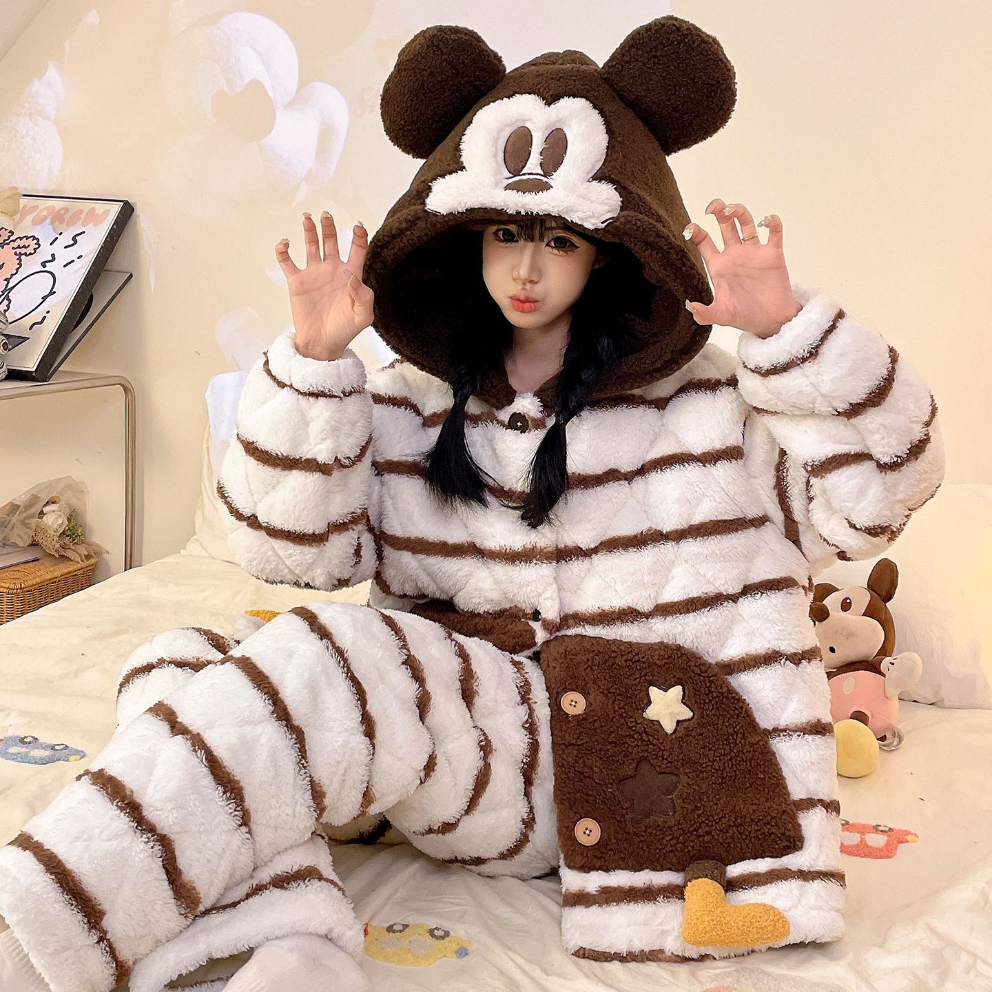 冬季新款三层夹棉睡衣女士加绒加厚卡通米奇连帽可外穿家居服套装