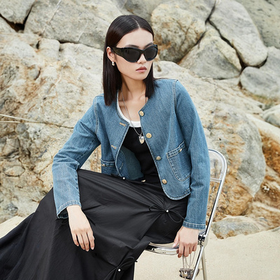 普普风2025年秋季商场同款短款牛仔短外套小香风牛仔外套女23080