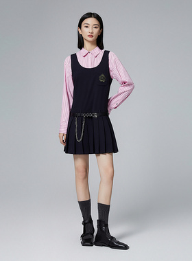 普普风黑色宽松学院风刺绣背心迷你连衣裙女2024秋季新款21514