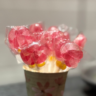 无糖儿童棒棒糖手工高颜值网红可爱花朵创意造型波板糖双色棒棒糖