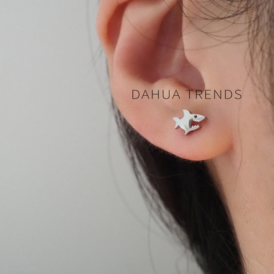迷你小鲨鱼小巧精致耳钉