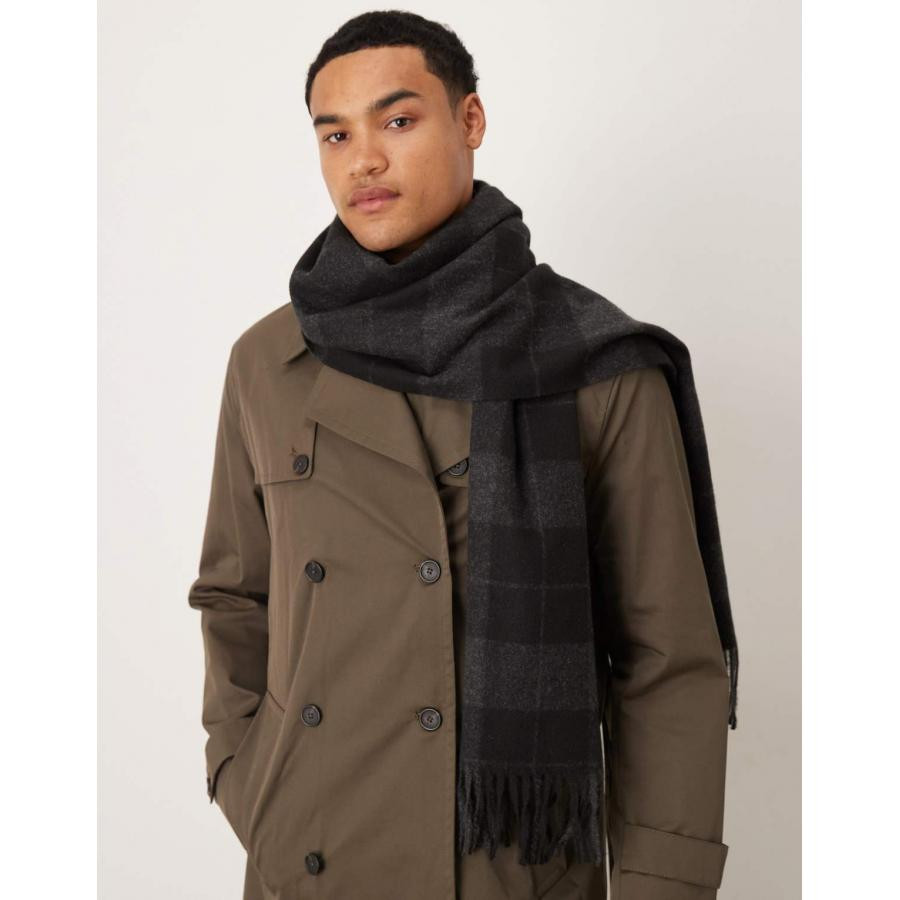 美女当家英国代购2025年秋冬新款黑色格子流苏饰边温暖风男士围巾