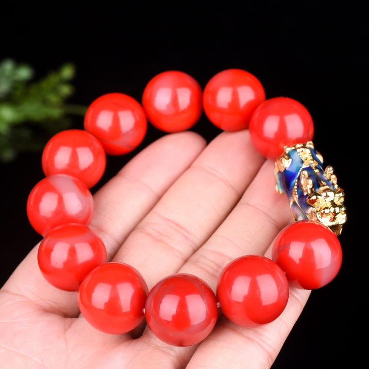 彩玉女款男士手串貔貅天然鸡血玉