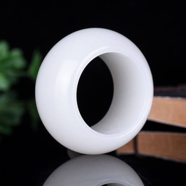 天然复古扳指新疆和田玉