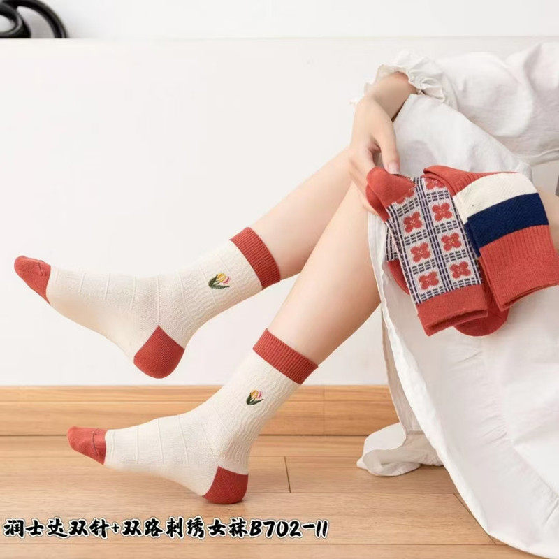 润士达双针刺绣纯棉袜子春秋冬季中筒无骨运动防臭吸汗抗菌女棉袜