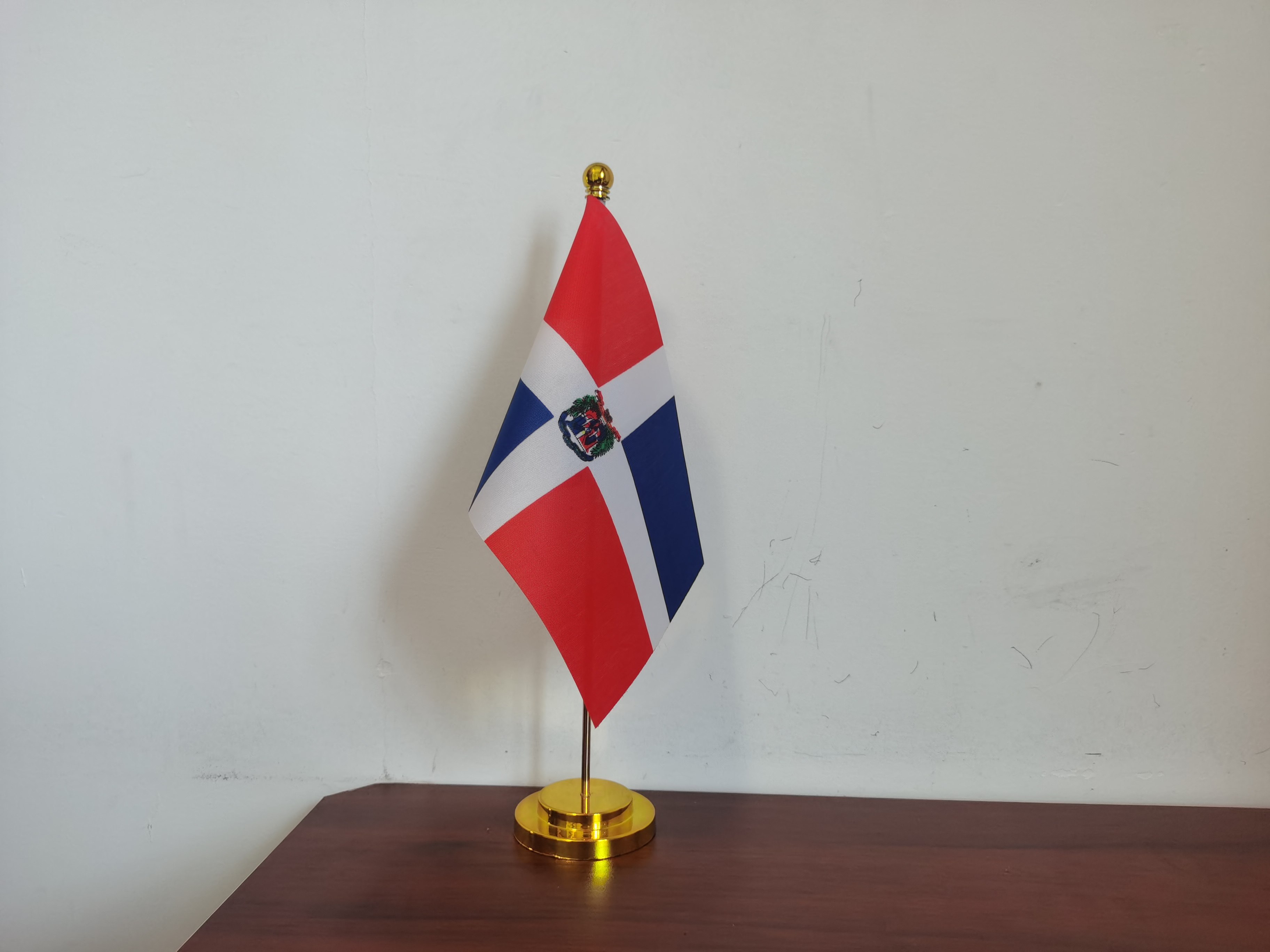 多米尼加国旗摆件可开票办公桌旗桌面台面小旗子多米尼加小国旗