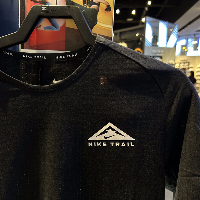 专柜正品Nike耐克男训练健身运动跑步篮球透气速干短袖T恤DV9306