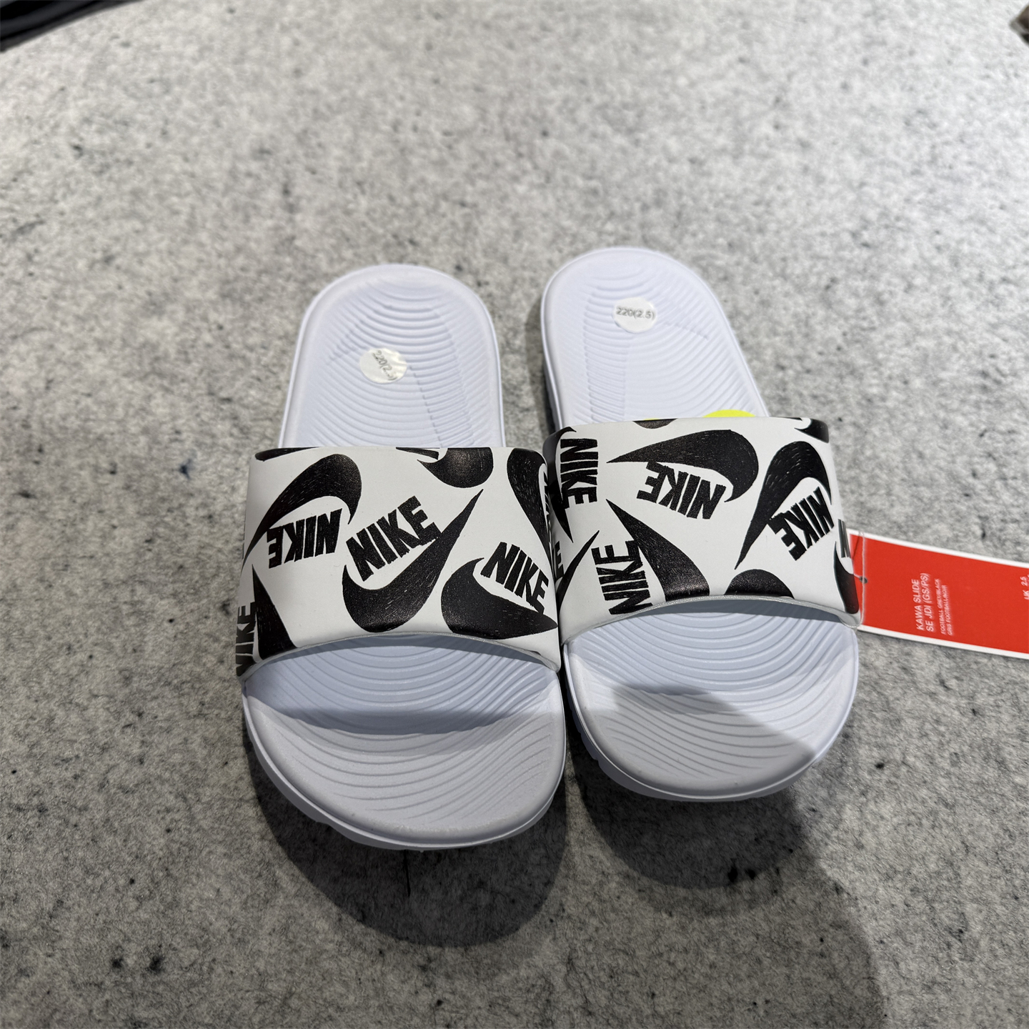 正品Nike 男女童 满印运动休闲透气舒适沙滩鞋凉鞋拖鞋DX1976-002