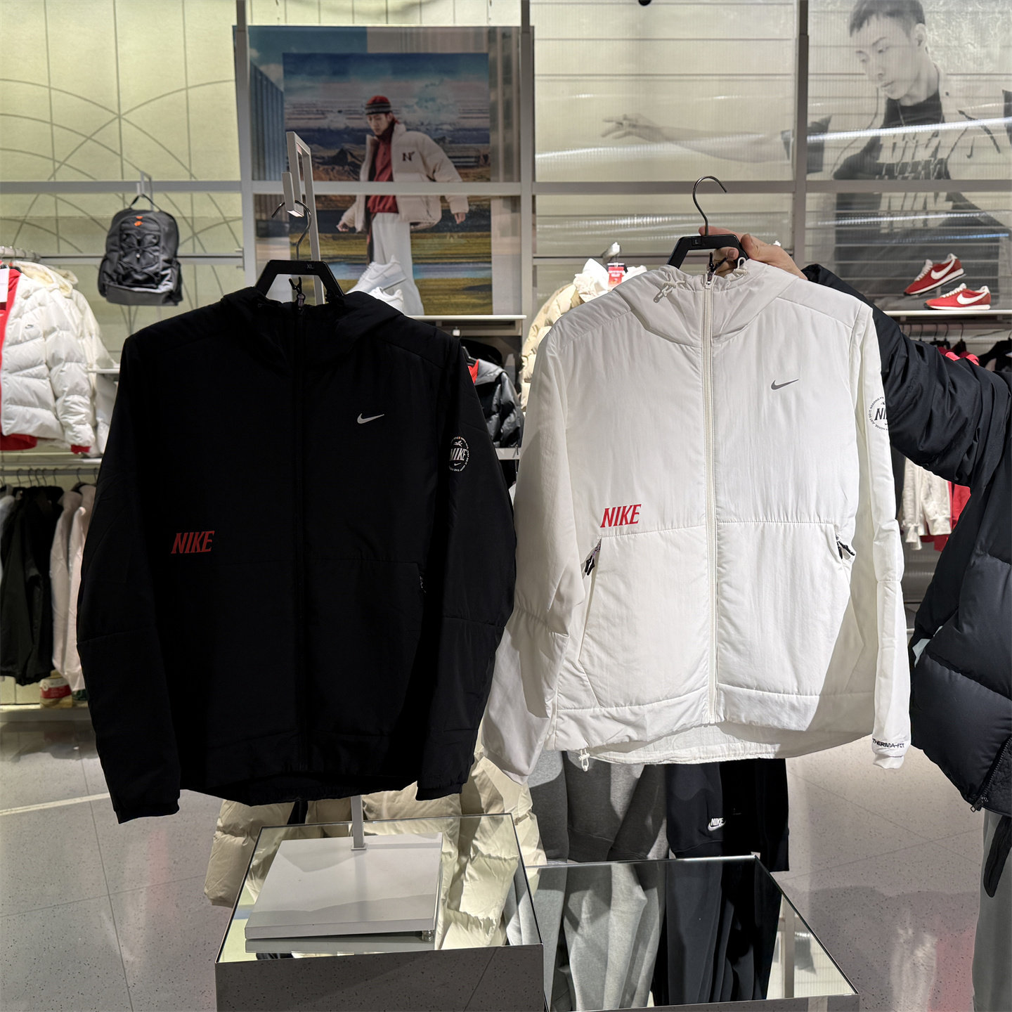 专柜正品NIKE耐克男装马年款防风保暖宽松连帽棉服夹克外套IQ3715