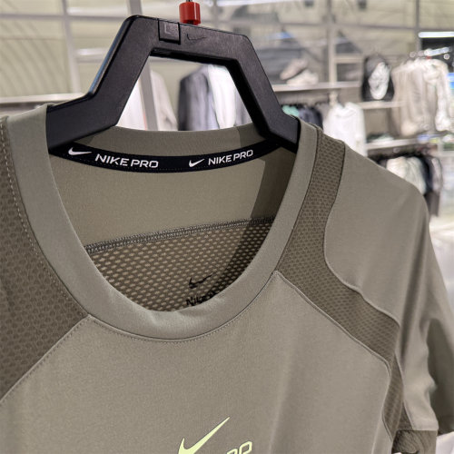 耐克男装2026春款Dri-FIT ADV速干透气运动短袖圆领T恤IF2215-320