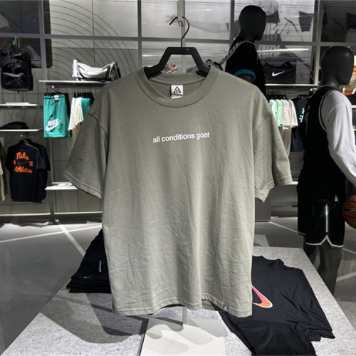 Nike/耐克男ACG户外运动宽松简约休闲短袖T恤FV3493-053