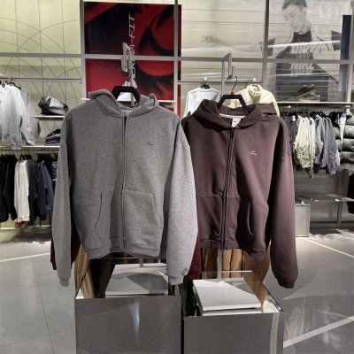 耐克NIKE篮球小标系列THERMA-FIT男子衫冬新款保暖宽松连帽IO3690