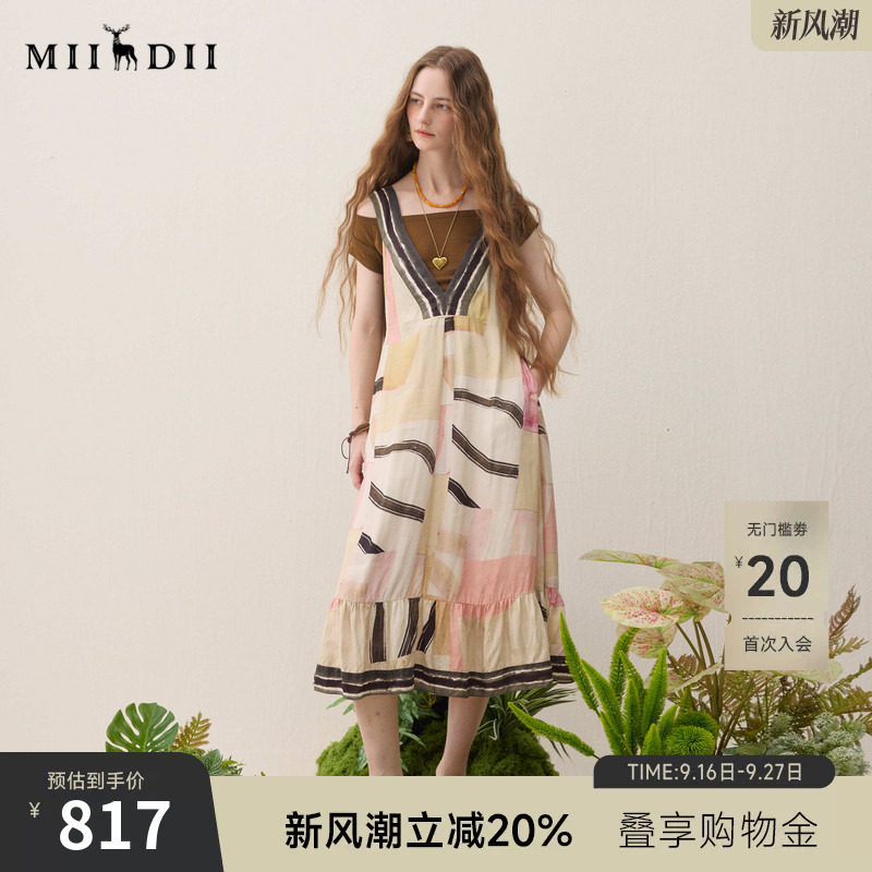 谜底印花连衣裙无袖2026春季新品绑带抽褶浪漫度假A型女261ML0064图片