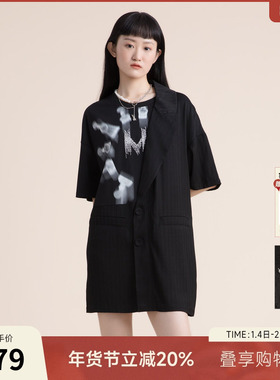 谜底2022夏季新款小众设计结构拼接宽松圆领短袖连衣裙222ML0524