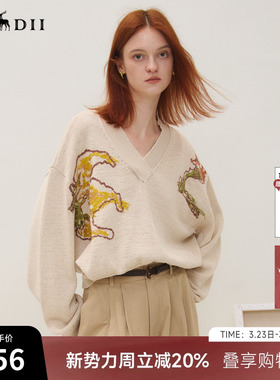 谜底套头针织女2025秋回归乡野复古文艺百搭V领绣花毛衣253MZ1348