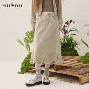 谜底牛仔半裙2026春季 盘绳绣花不规则毛边中长裙女261MB0019 新品