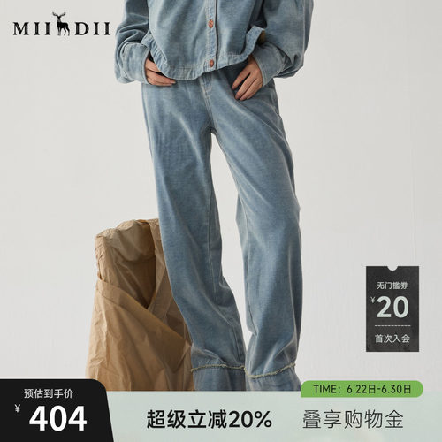 直筒牛仔裤，百搭包容性强，裤型流畅自然