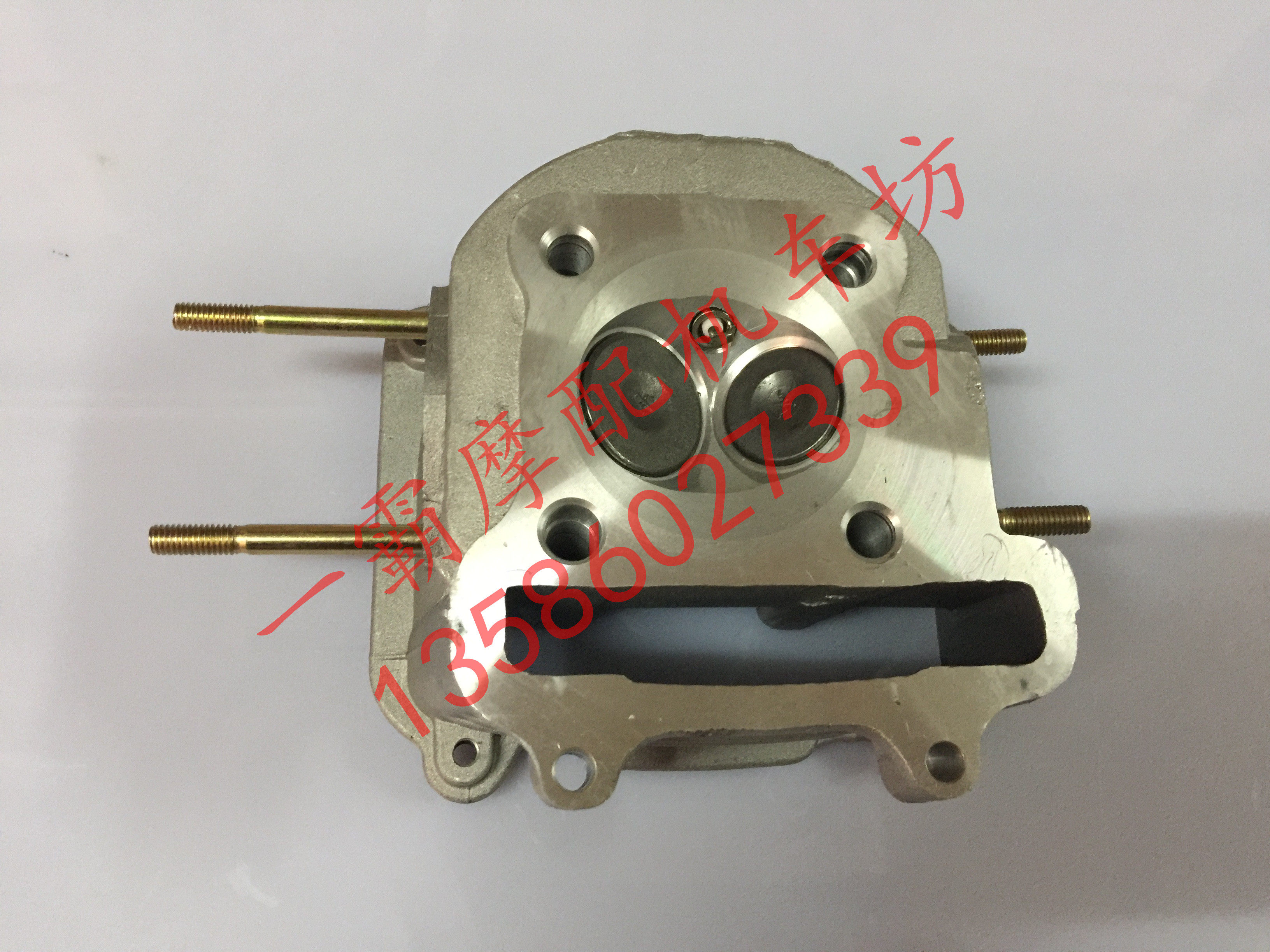 GY6125发动机配件 GY6125 150发动机缸头总成