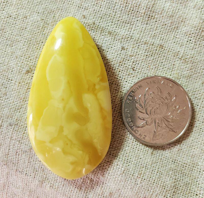 蜜蜡白蜡白花蜡天然原矿牌子小吊坠镶嵌款无孔 11.3克57MM