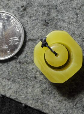 蜜蜡 跑环 棱形 背云 4.52克 21*23*12.5MM M8
