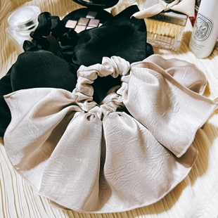 韩国进口东大门小香风名媛绸缎韩剧同款 复古超大飘带大肠发圈皮筋