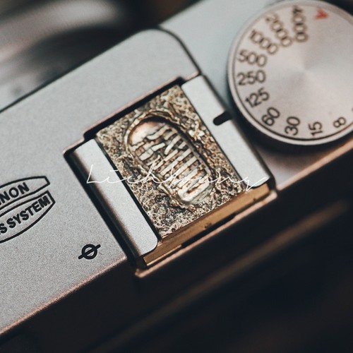 LICHYOUNG《SPACE CAMP》 插画周边 月球脚印925银相机通用热靴盖