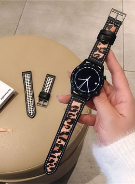 适用华为watch4pro复古GT5pro马鞍黑色花纹豹纹真皮高级gt3表带男