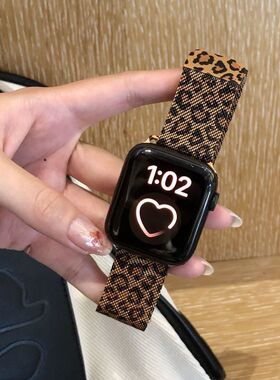 米兰尼斯豹纹磁吸表带适用苹果手表AppleWatchSE456/7/8/9S10金属