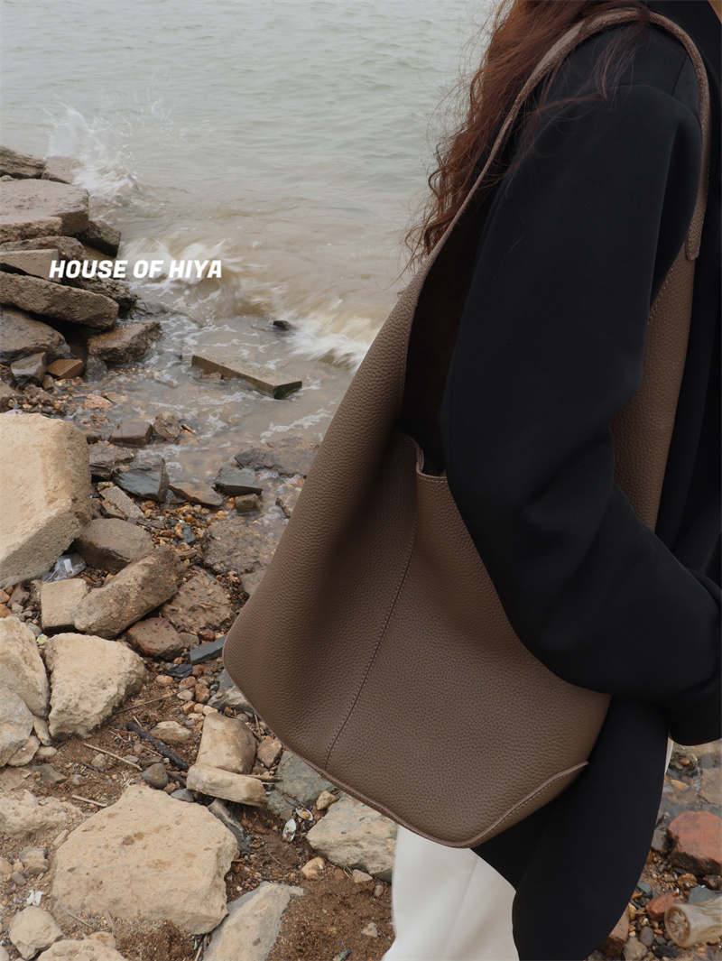 大容量子母包通勤软牛皮