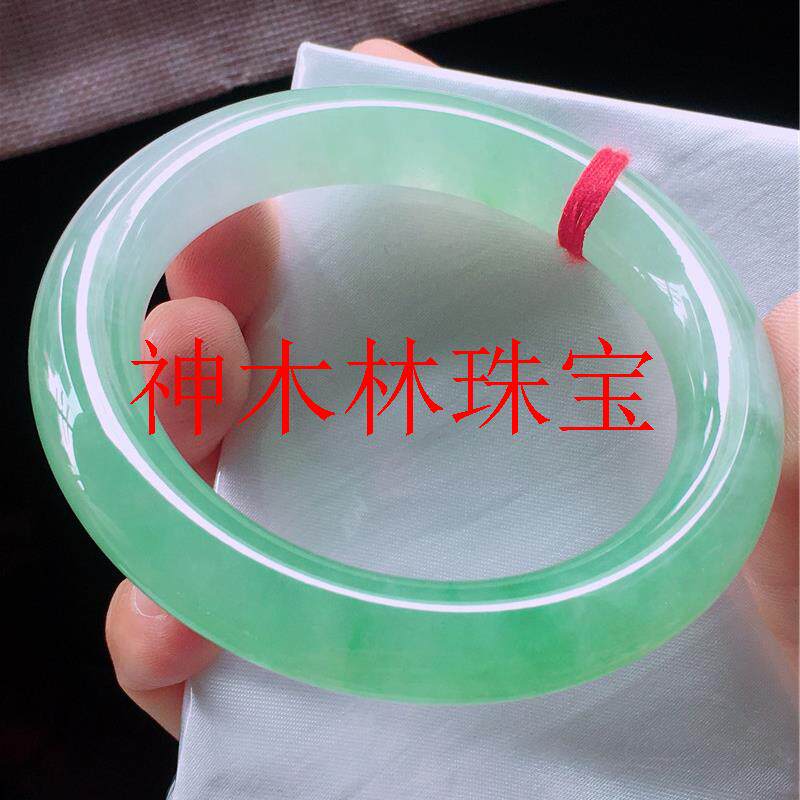 缅甸翡翠色冰种手镯阳绿飘绿贵妃镯正圈圆条晴底苹果绿玉镯子女款