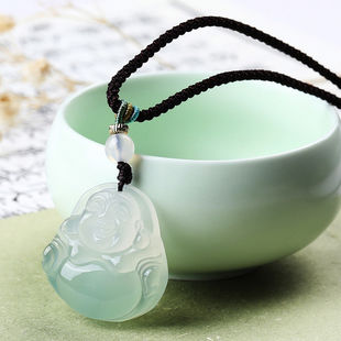 高端玉佛新款玉髓佛公玛瑙吊坠半山半水玉髓玉佛像女款弥勒佛挂件